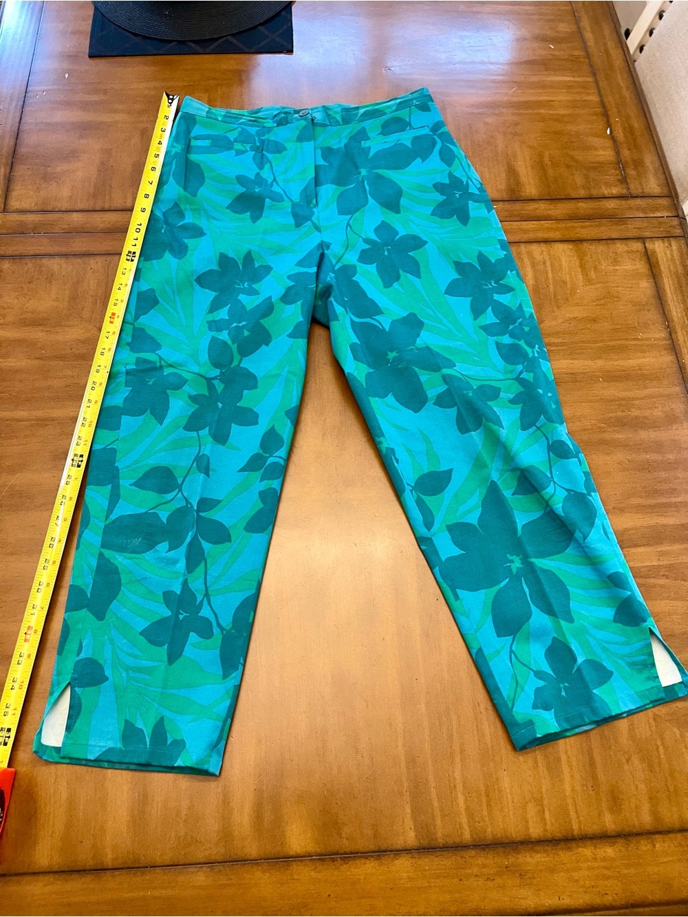 Women's Teal Floral Capri Pants- Linen Blend